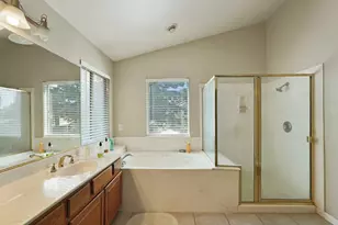 1530 Locust Dr, Tracy, CA 95376 - Photo 34