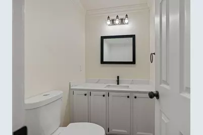 2025 Hearthstone Lane, Modesto, CA 95355 - Photo 4