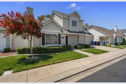 2025 Hearthstone Lane, Modesto, CA 95355 - Photo 2