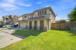 17990 Hidden Well Ln, Lathrop, CA 95330 - Photo 4