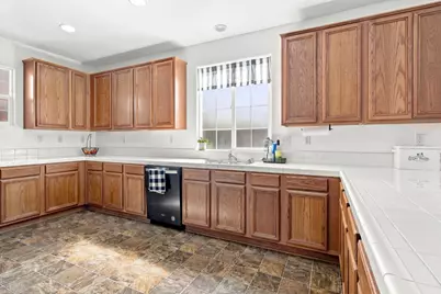 17990 Hidden Well Lane, Lathrop, CA 95330 - Photo 24