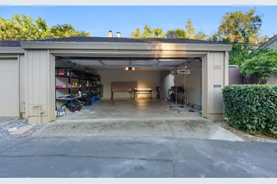 1310 Commons Drive, Sacramento, CA 95825 - Photo 22