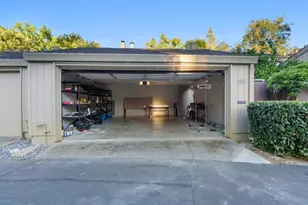 1310 Commons Dr, Sacramento, CA 95825 - Photo 22