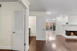 1310 Commons Dr, Sacramento, CA 95825 - Photo 6