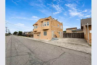 7216 Orral Street, Oakland, CA 94621 - Photo 2