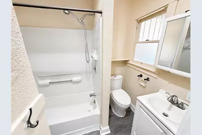 7216 Orral Street, Oakland, CA 94621 - Photo 4