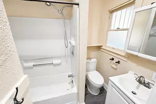 7216 Orral St, Oakland, CA 94621 - Photo 4