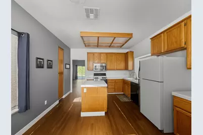 8932 Bridalsmith Drive, Sacramento, CA 95829 - Photo 12