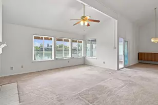 3746 W Benjamin Holt Dr, Stockton, CA 95219 - Photo 28