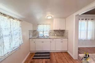 305 Wilson Ave, Sacramento, CA 95833 - Photo 4