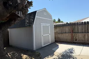 916 Ventura Dr, Modesto, CA 95350 - Photo 42