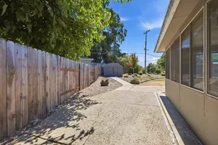 10510 Silverwood Way, Rancho Cordova, CA 95670 - Photo 38
