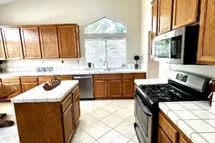 5401 Pearlstone Dr, Antelope, CA 95843 - Photo 12