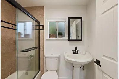 2915 Taft Street, Sacramento, CA 95815 - Photo 20