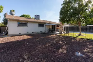 1010 Jefferson Ave, Los Banos, CA 93635 - Photo 32