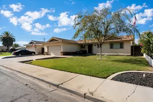 1010 Jefferson Ave, Los Banos, CA 93635 - Photo 2