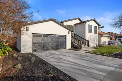 1121 Crater Avenue, Modesto, CA 95351 - Photo 2