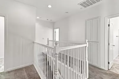 7820 Zaragoza Walk, Sacramento, CA 95823 - Photo 26