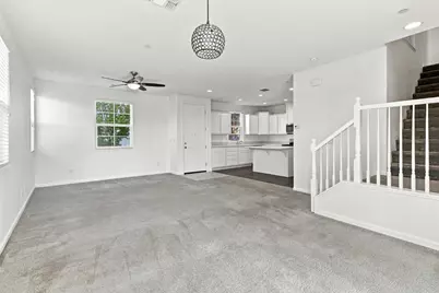 7820 Zaragoza Walk, Sacramento, CA 95823 - Photo 8