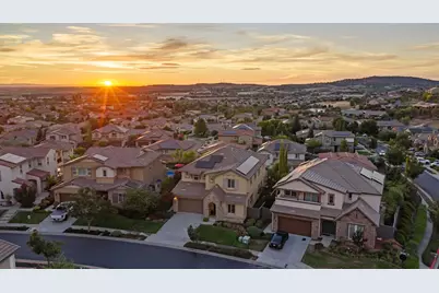 5087 Brentford Way, El Dorado Hills, CA 95762 - Photo 2