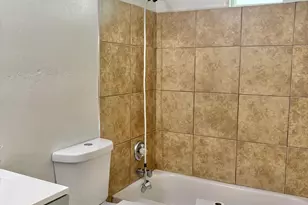 1802 S El Dorado St, Stockton, CA 95206 - Photo 8