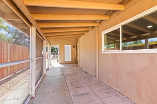 5200 20th Ave, Sacramento, CA 95820 - Photo 22