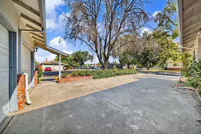 1215 Del Vale Avenue, Modesto, CA 95350 - Photo 8