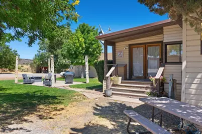 709 Center, Susanville, CA 96130 - Photo 12