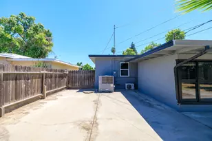 325 Oakshire Ave, Modesto, CA 95354 - Photo 42
