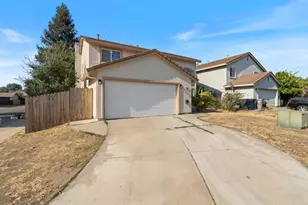 2501 Lock Ave, Sacramento, CA 95822 - Photo 2