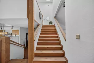 4520 S Land Park Dr, Sacramento, CA 95822 - Photo 24