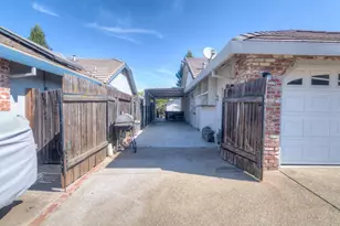 550 E 10th St, Lincoln, CA 95648 - Photo 6