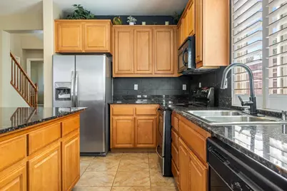 5323 St Elmo Court, Riverbank, CA 95367 - Photo 8