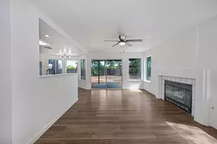 6431 Canyon Creek Way, Elk Grove, CA 95758 - Photo 12