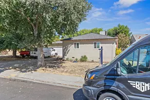 1705 Scott Ave, Modesto, CA 95350 - Photo 2