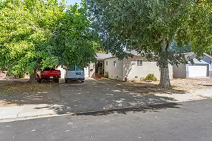 1705 Scott Ave, Modesto, CA 95350 - Photo 1