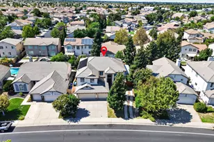 10236 Stathos Dr, Elk Grove, CA 95757 - Photo 6