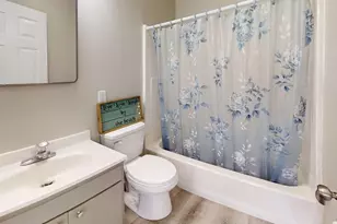 2034 Edwin Wy, Sacramento, CA 95825 - Photo 14