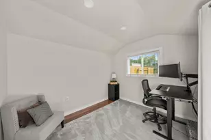 525 Grove St, Roseville, CA 95678 - Photo 40