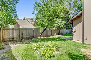 5946 Little Bear Ct, Citrus Heights, CA 95621 - Photo 36