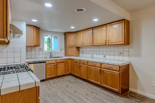 2309 Southridge Dr, Modesto, CA 95350 - Photo 4