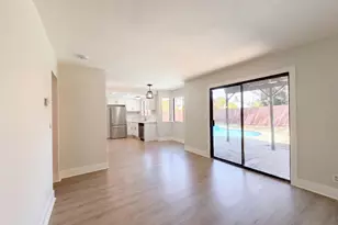 6005 La Castana Way, Sacramento, CA 95823 - Photo 8