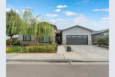 6388 E Fedora Avenue, Fresno, CA 93727 - Photo 1