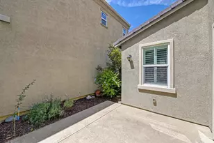 1511 Bonanza Ln, Folsom, CA 95630 - Photo 38