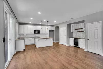 401 Broadleigh Court, Roseville, CA 95747 - Photo 12