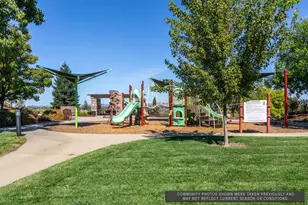 902 Coachman Ln, Lincoln, CA 95648 - Photo 36