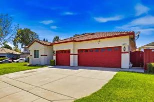 567 Whitney Ct, Tracy, CA 95377 - Photo 2
