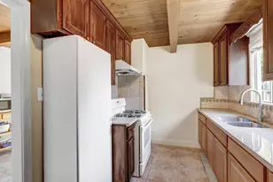 5510 71st St, Sacramento, CA 95820 - Photo 16