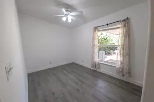 Bentley, Sacramento, CA 95823 - Photo 32