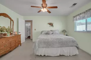 1301 Windsor, Turlock, CA 95380 - Photo 24